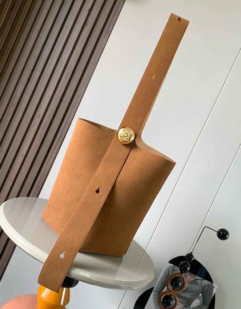 Vibrant Loewe Bucket Bags 67133