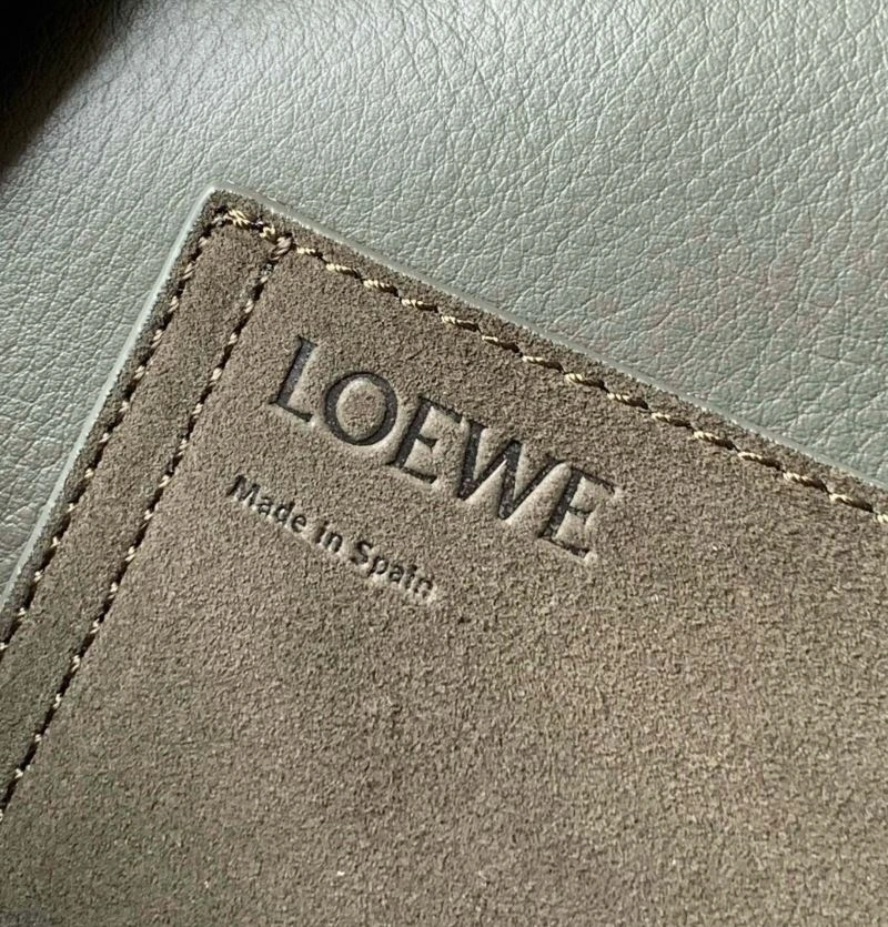 Cozy Loewe Bucket Bags 67098