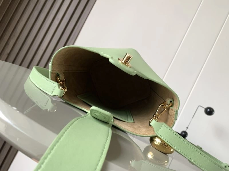 Loewe Bucket Bags SportInspired 61335