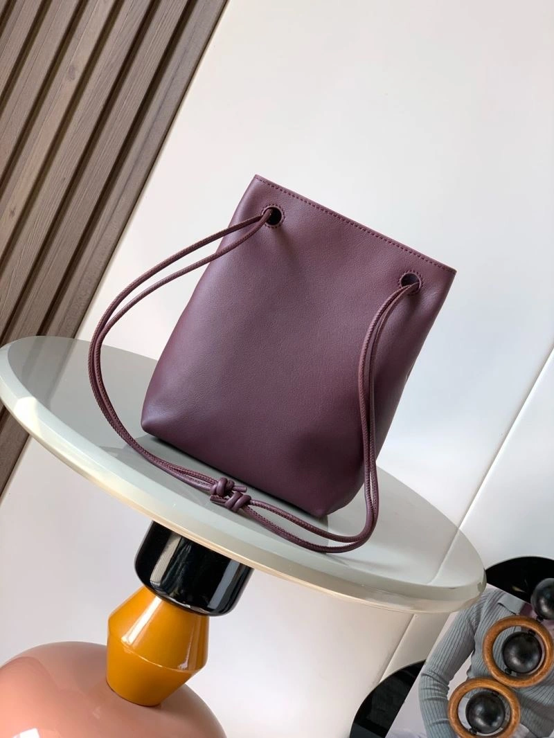 Loewe Bucket Bags Supportive 61355