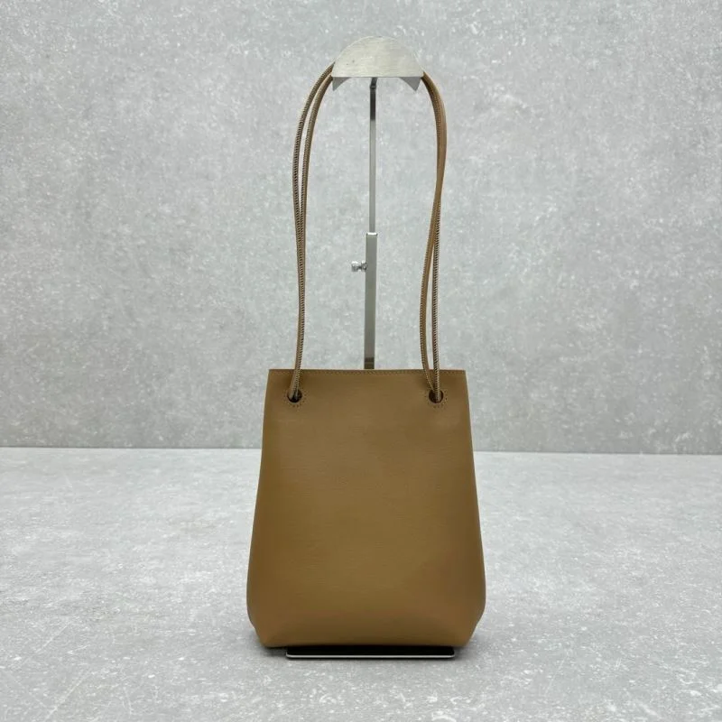 Loewe Bucket Bags Bright 55696