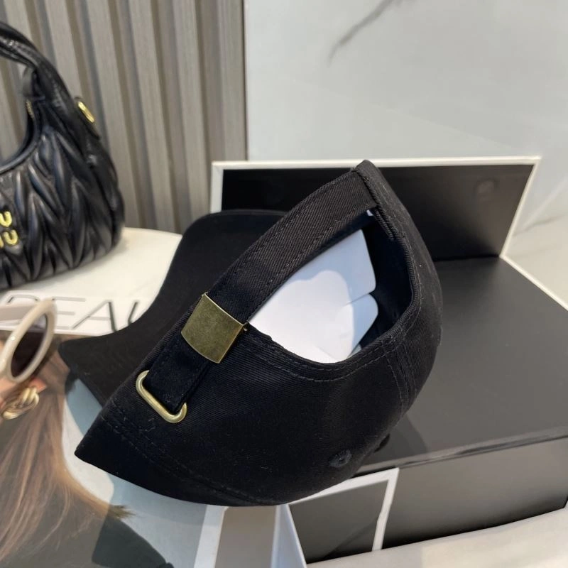 Loewe Caps Bright 258448