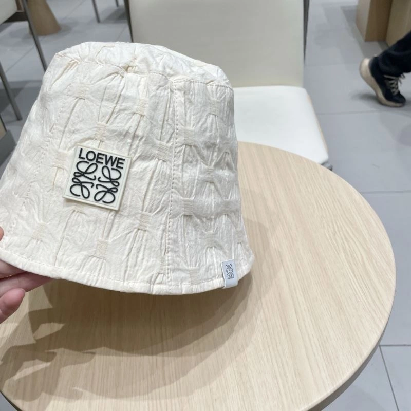 Attractive Loewe Caps 258433