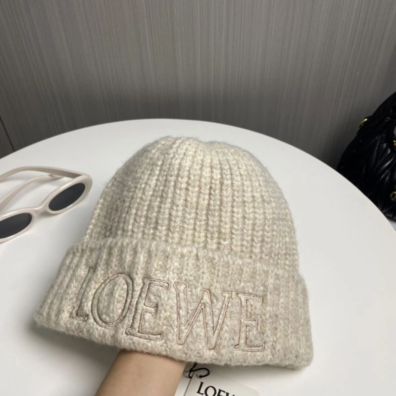 Attractive Loewe Caps 258419