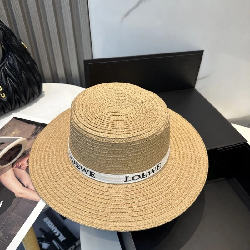 Minimalist Loewe Caps 258414