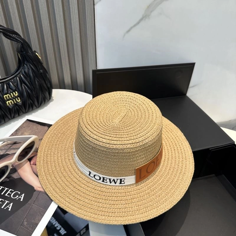 Minimalist Loewe Caps 258414