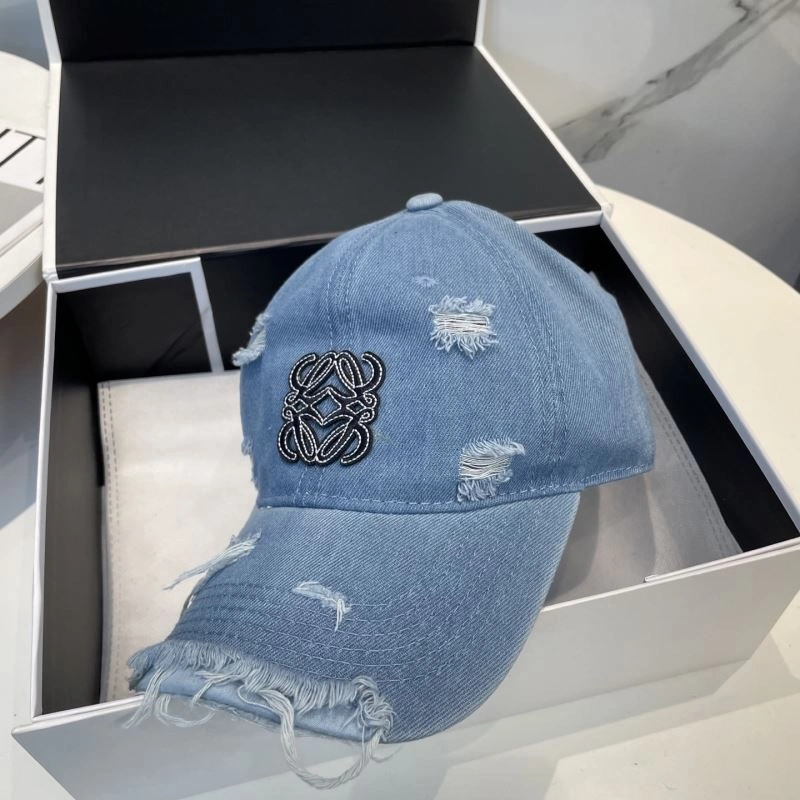 Loewe Caps Attractive 258413
