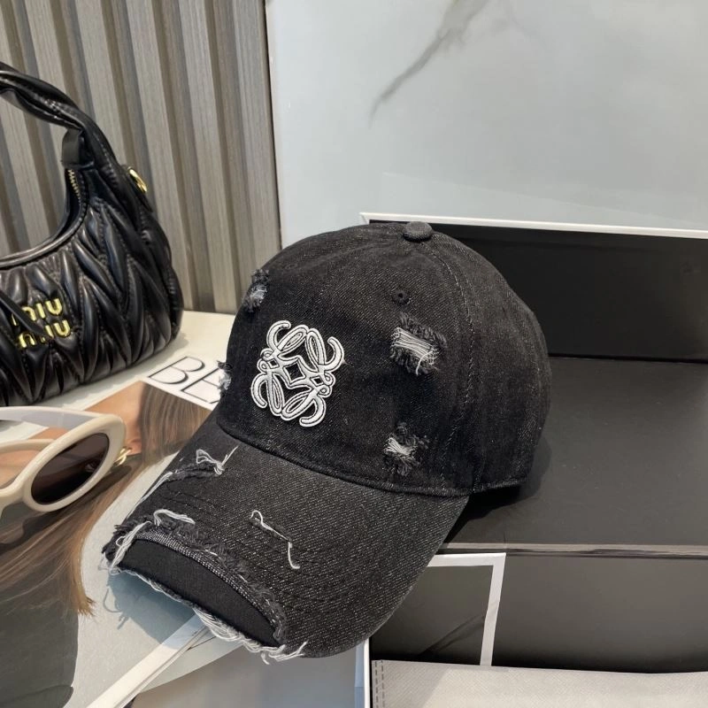 Youthful Loewe Caps 258406