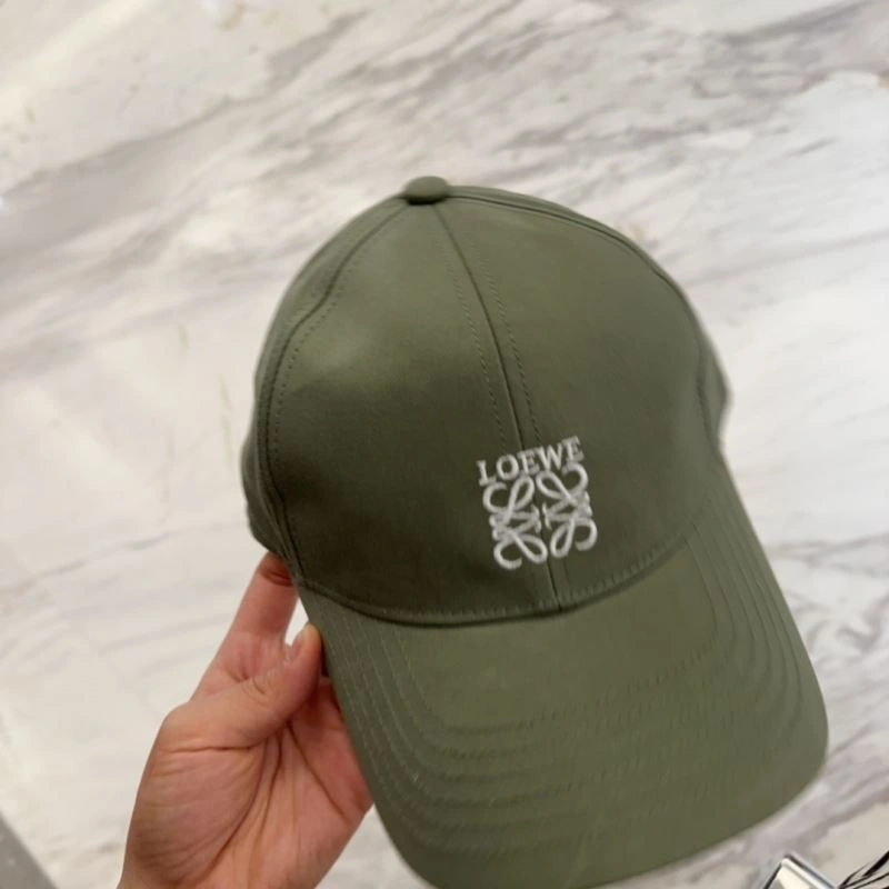 Practical Loewe Caps 258383