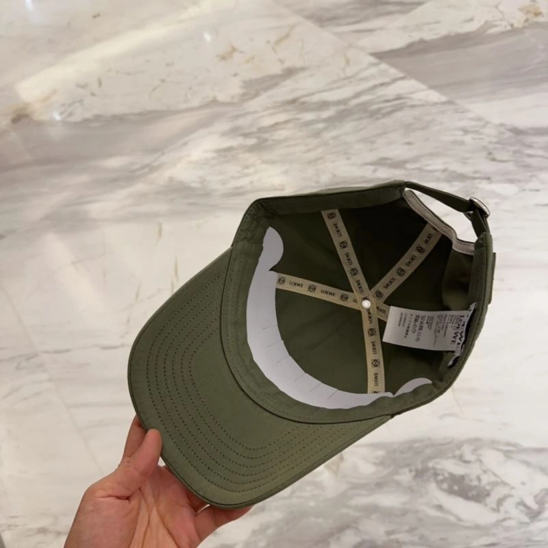 Practical Loewe Caps 258383