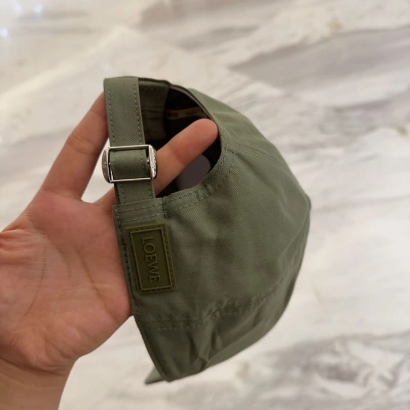 Practical Loewe Caps 258383