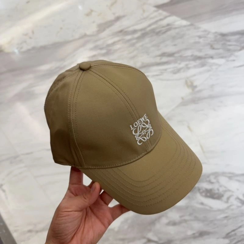 Sophisticated Loewe Caps 258380