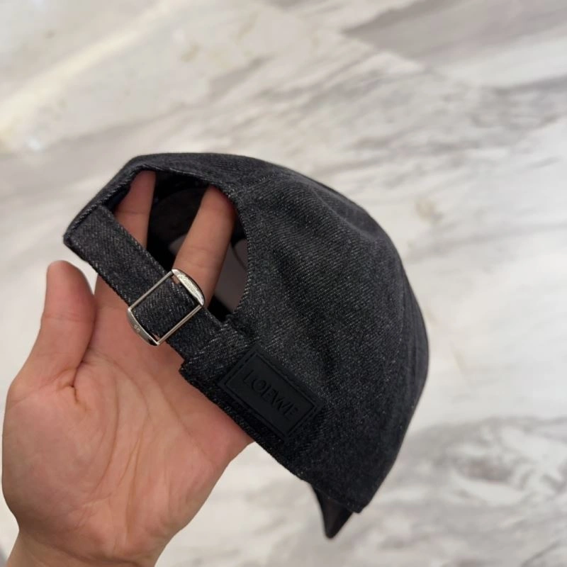 Loewe Caps Contemporary 258375