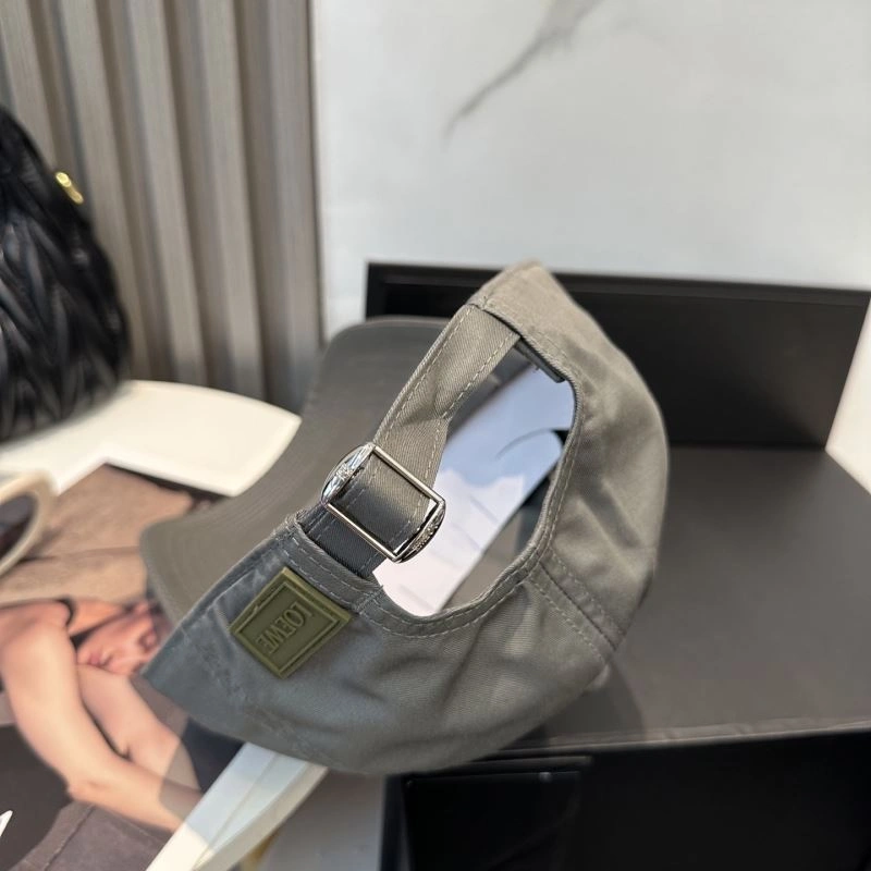 HighQuality Loewe Caps 258356