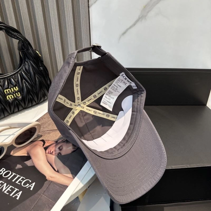 Upgraded Loewe Caps 258349