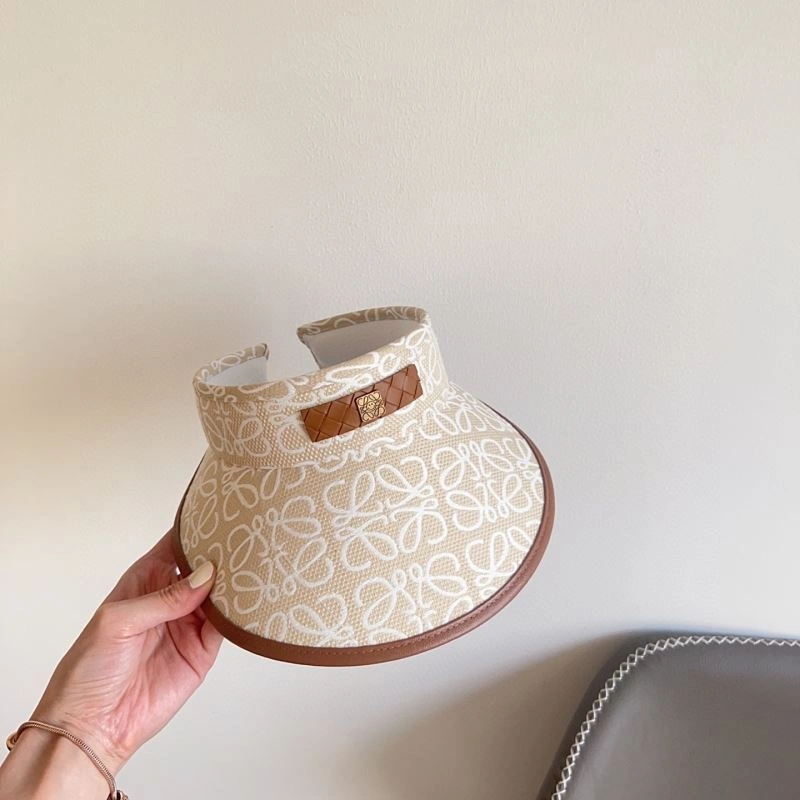 Supportive Loewe Caps 258346