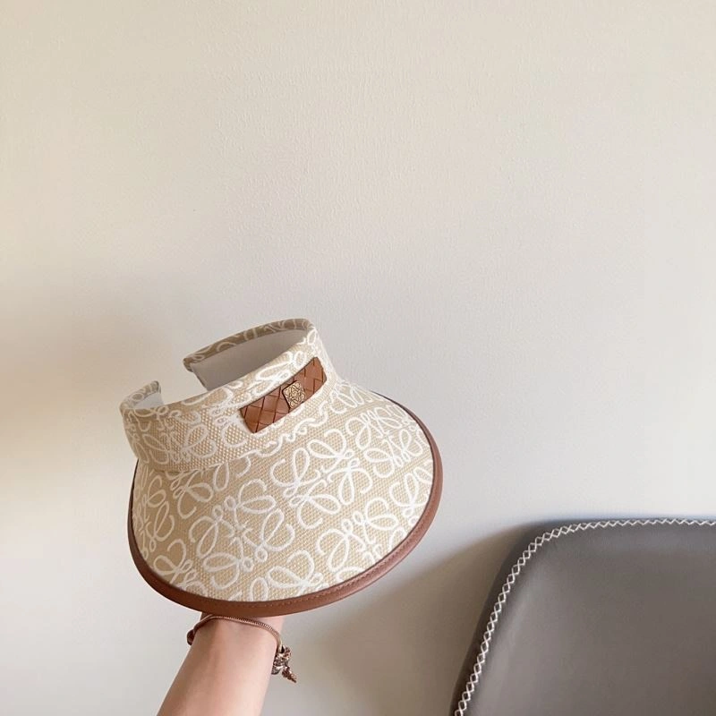 Supportive Loewe Caps 258346