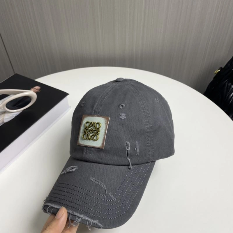 Sophisticated Loewe Caps 258402