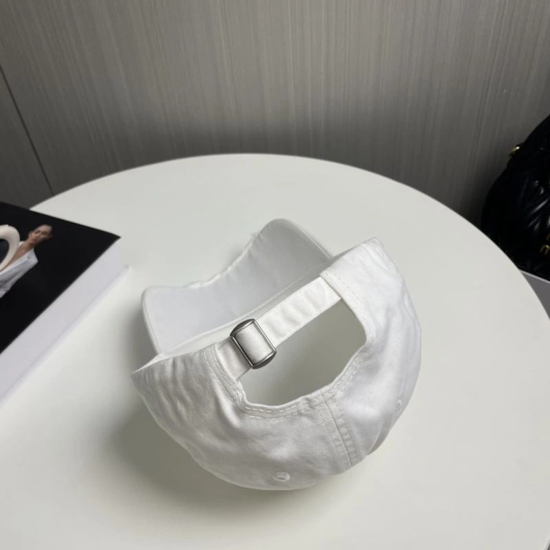 SoftTouch Loewe Caps 258405