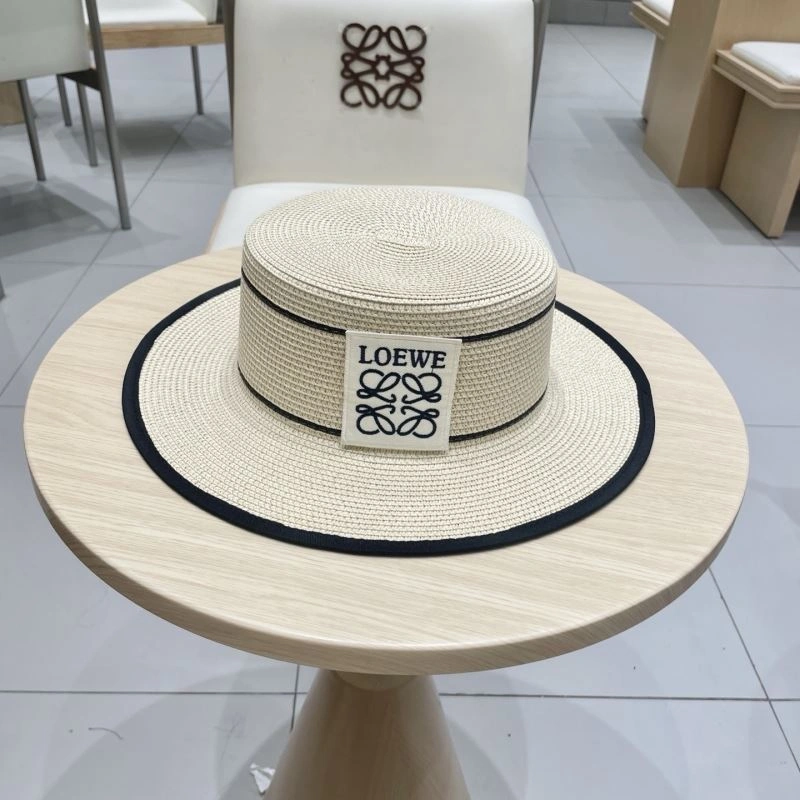 Trendsetting Loewe Caps 261958