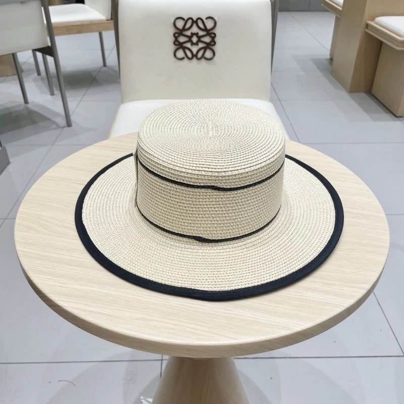 Trendsetting Loewe Caps 261958
