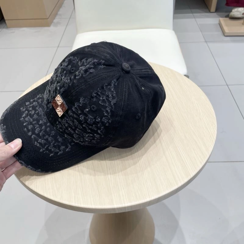 UrbanChic Loewe Caps 261981