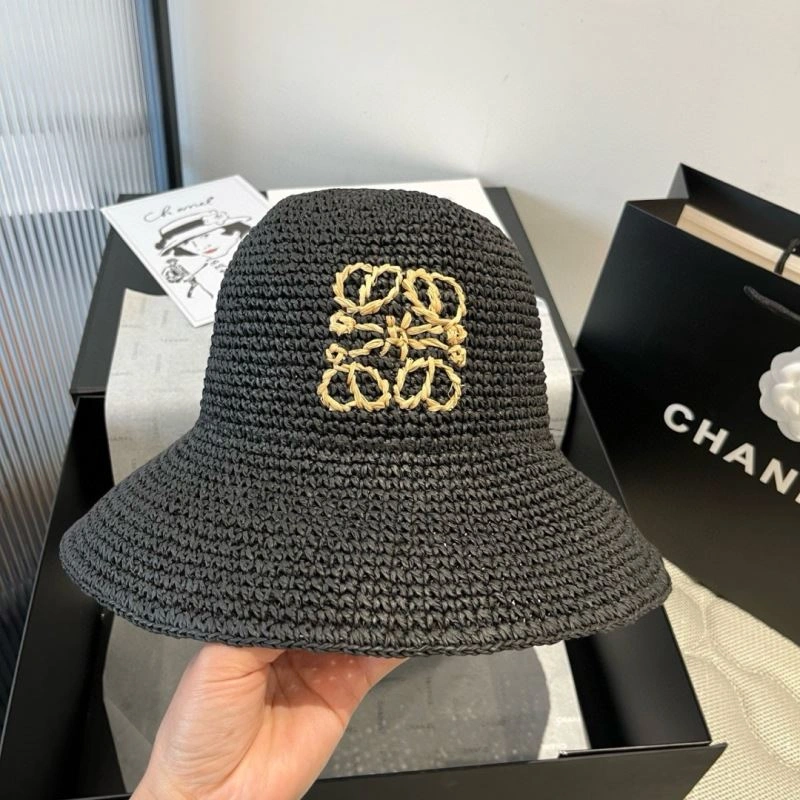 Trendsetting Loewe Caps 261942