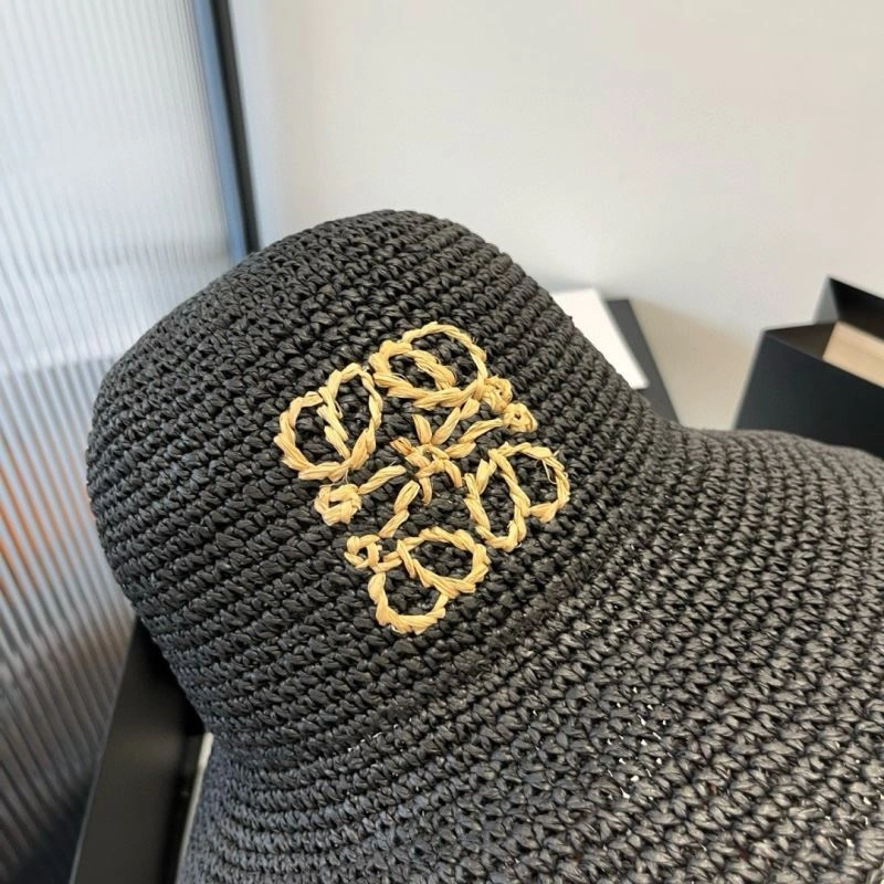 Trendsetting Loewe Caps 261942