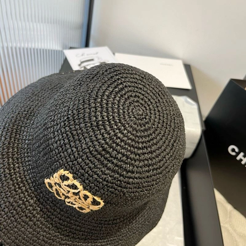 Trendsetting Loewe Caps 261942