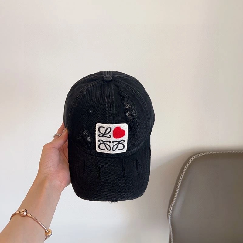 Loewe Caps WellDesigned 261927