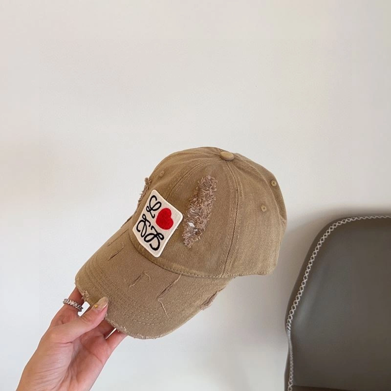 Lightweight Loewe Caps 261933
