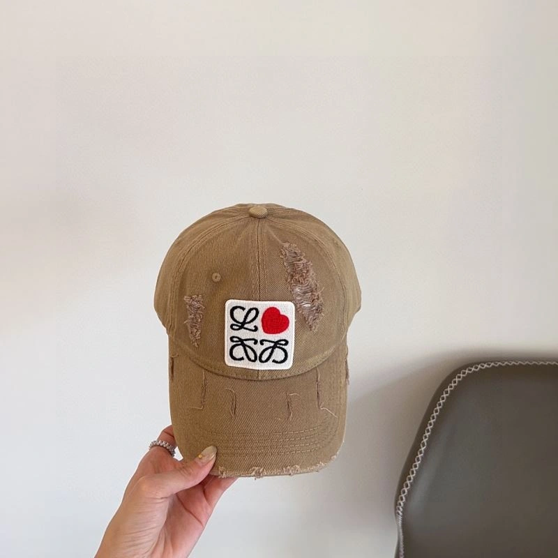 Lightweight Loewe Caps 261933