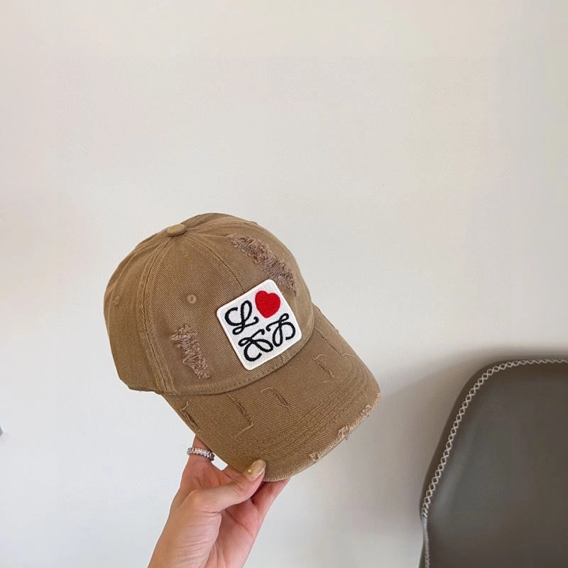 Lightweight Loewe Caps 261933