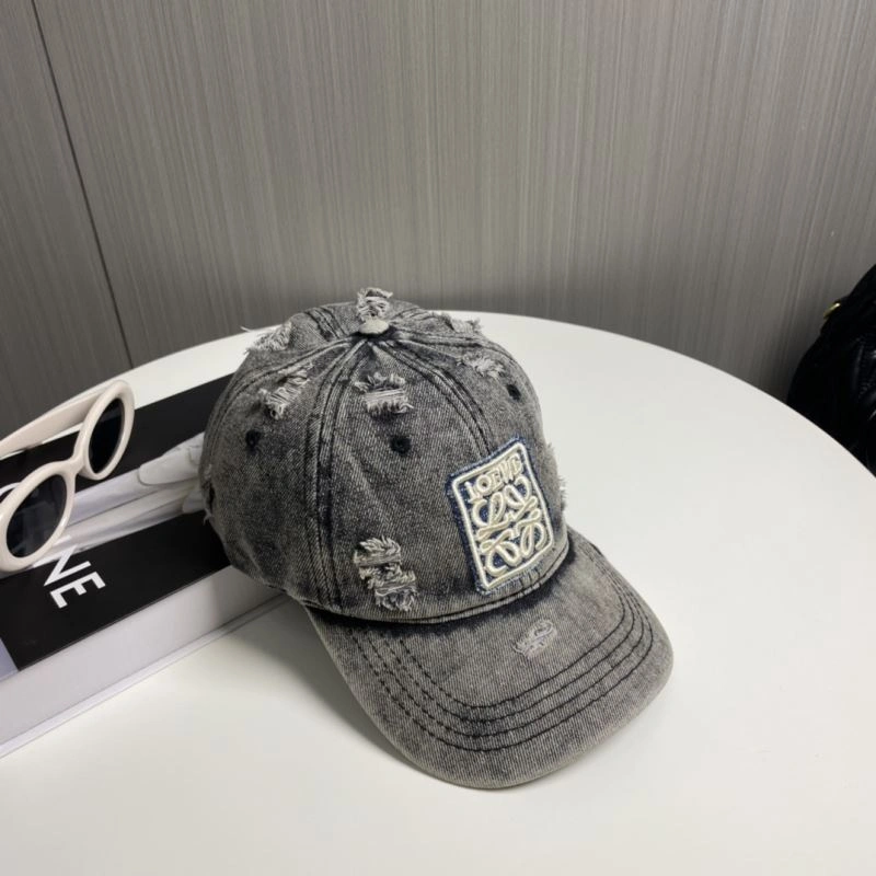 Sporty Loewe Caps 261923