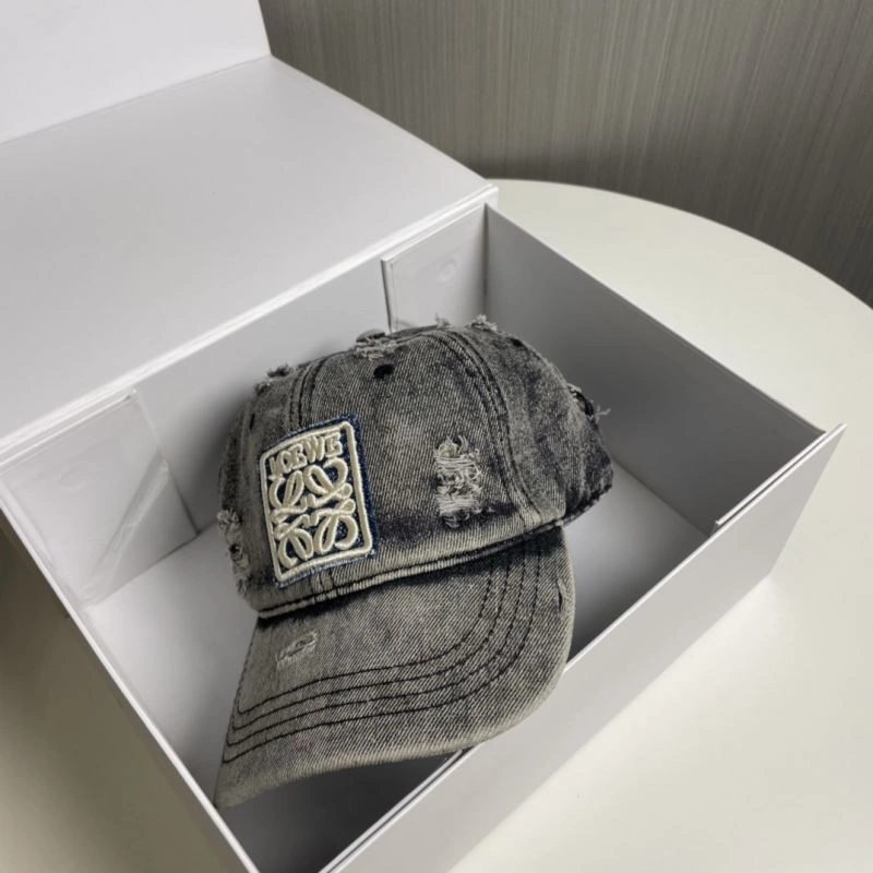Sporty Loewe Caps 261923