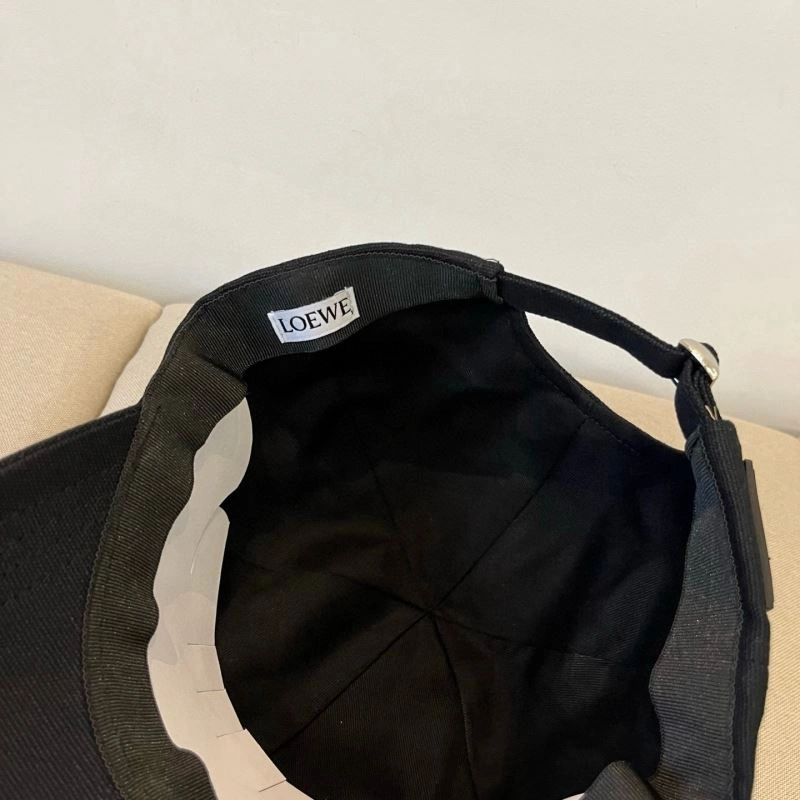 Tailored Loewe Caps 261909