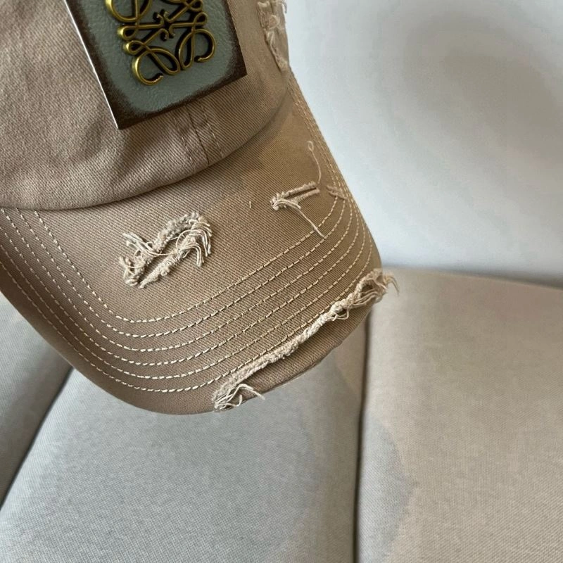 WrinkleFree Loewe Caps 261913