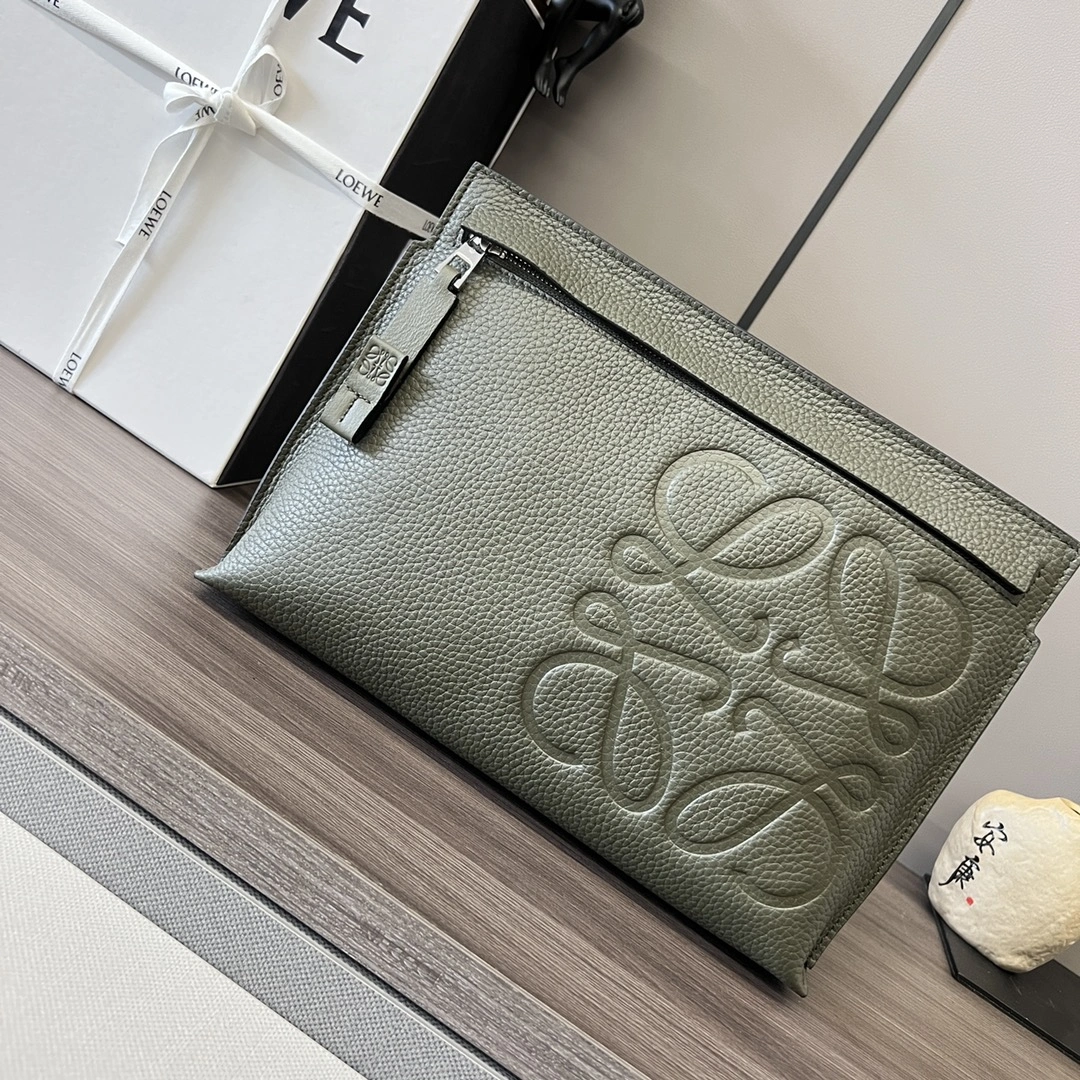 Loewe Clutch Bags Tailored 72185