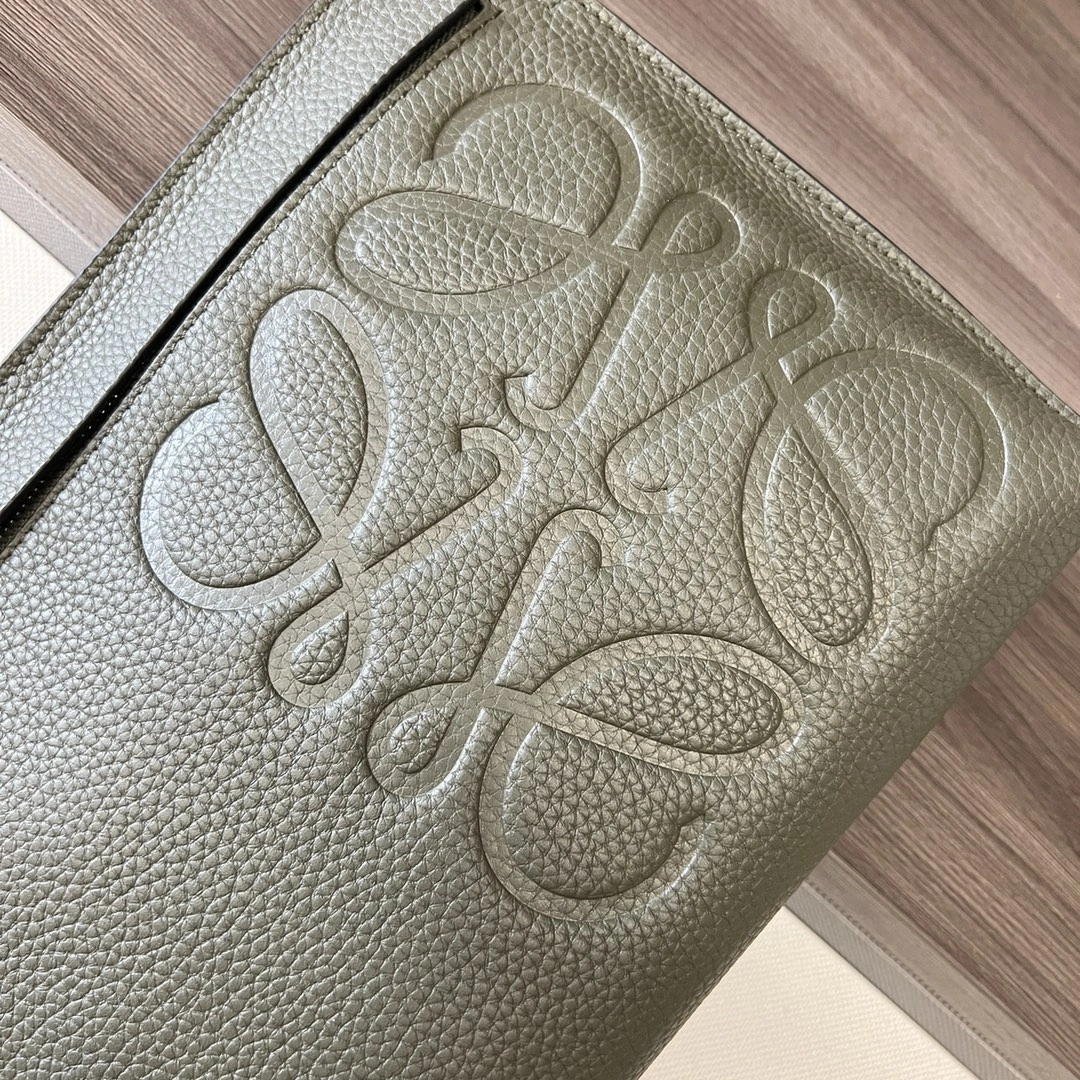 Loewe Clutch Bags Tailored 72185