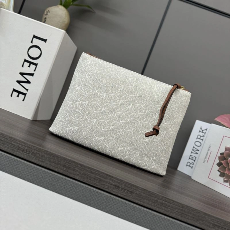 WrinkleFree Loewe Clutch Bags 61683