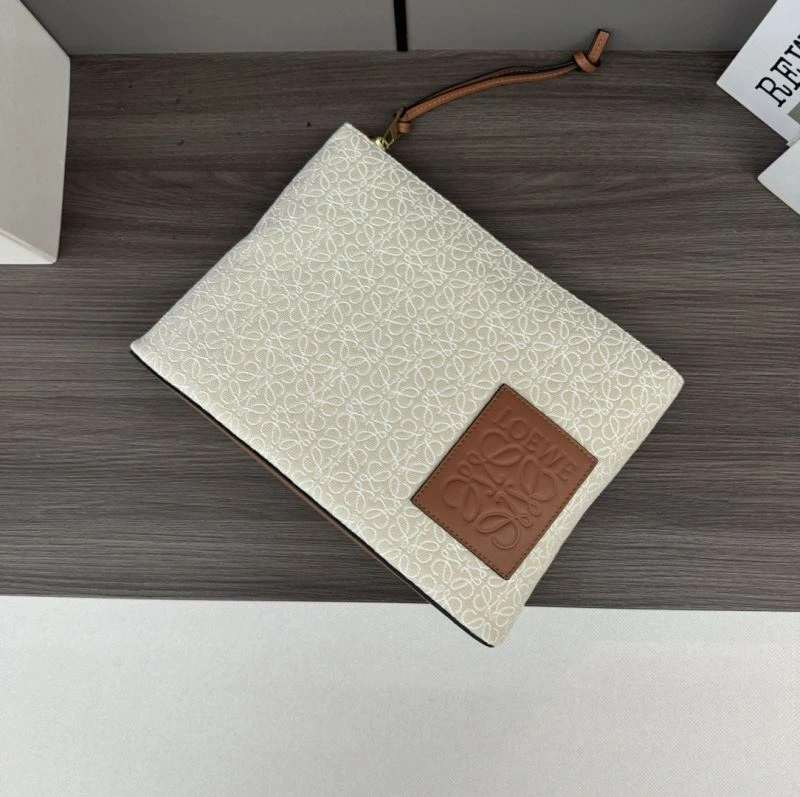 WrinkleFree Loewe Clutch Bags 61683