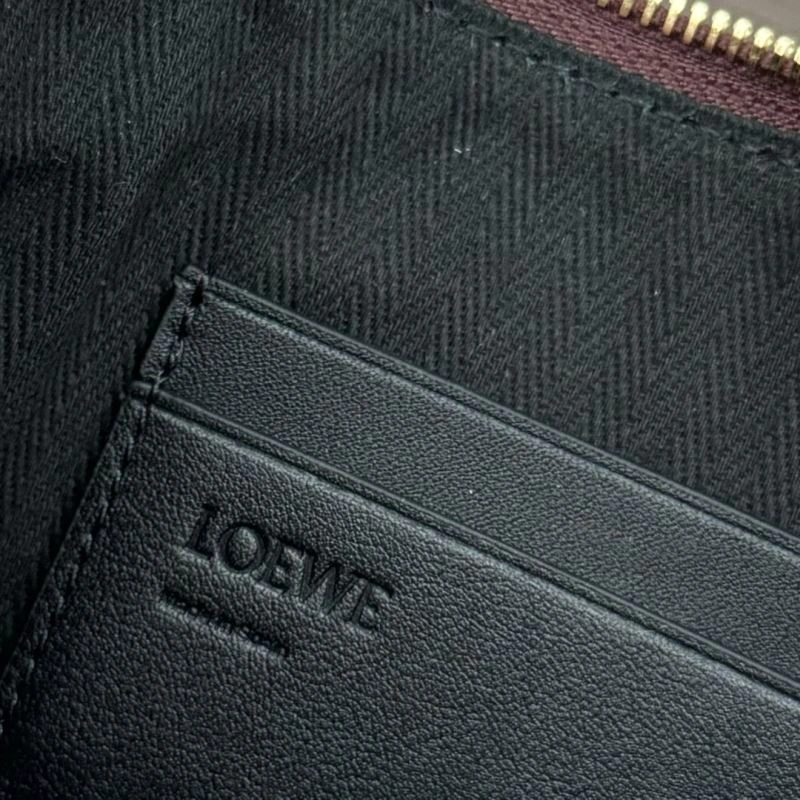 ModernLook Loewe Clutch Bags 61678
