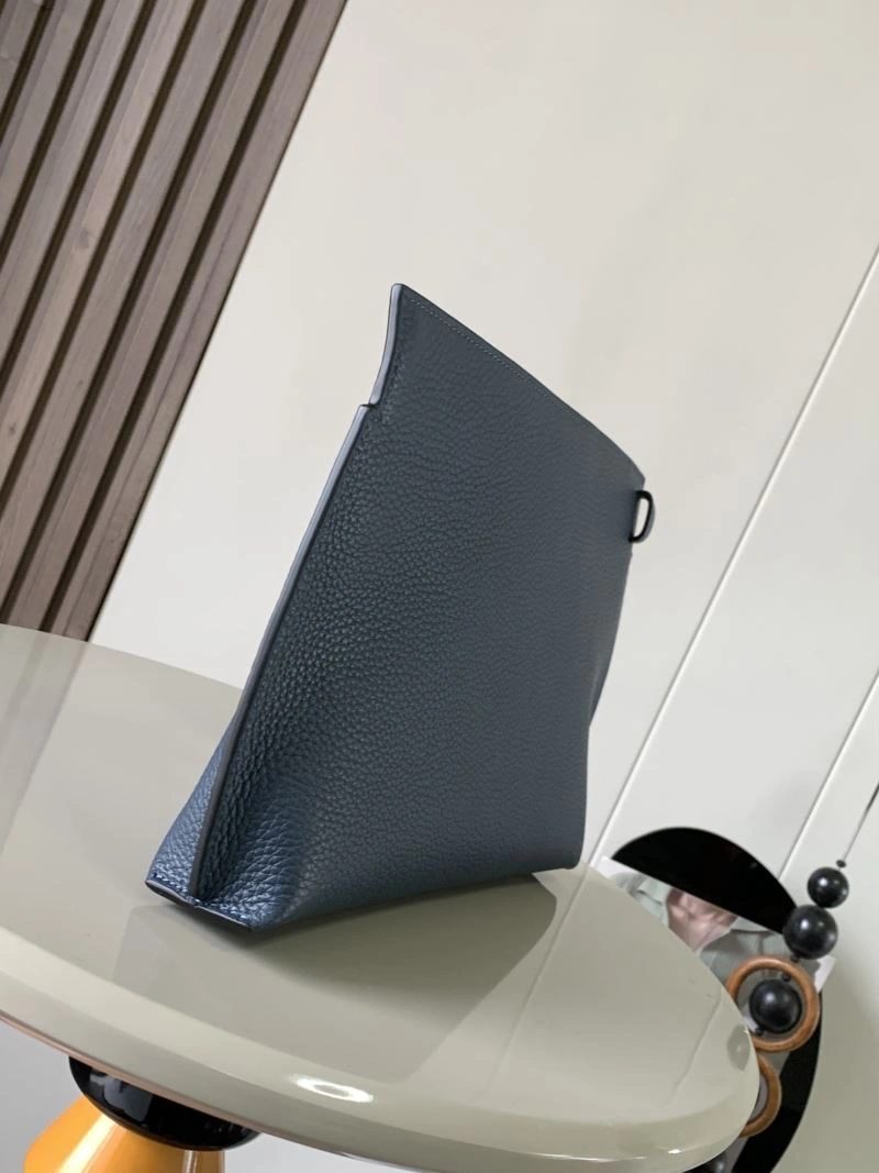 Versatile Loewe Clutch Bags 77540