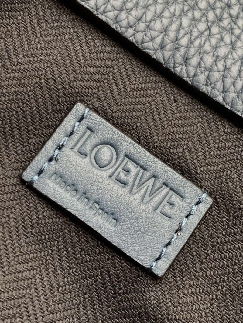 Versatile Loewe Clutch Bags 77540