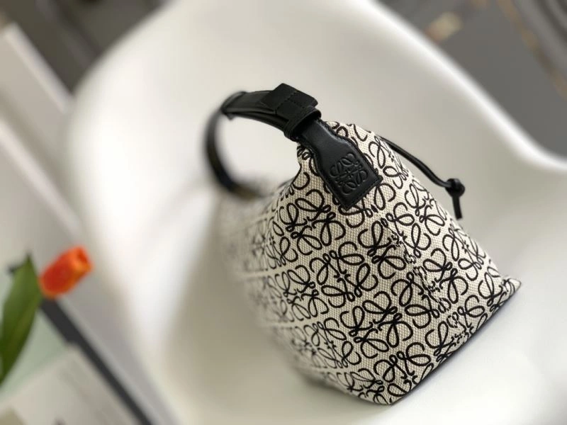 Sustainable Loewe Cubi Bags 73502