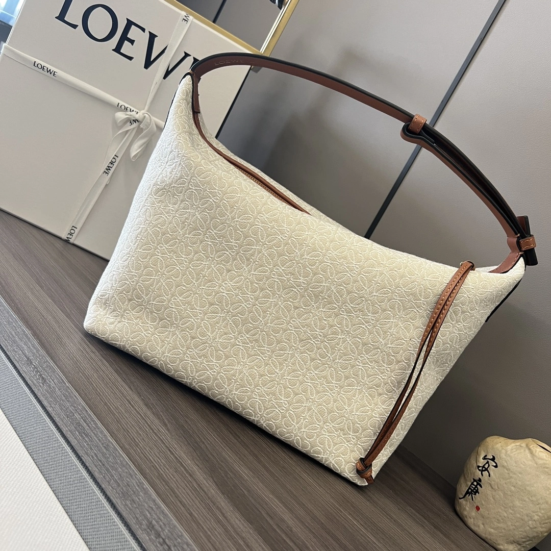 Loewe Cubi Bags Bold 72177