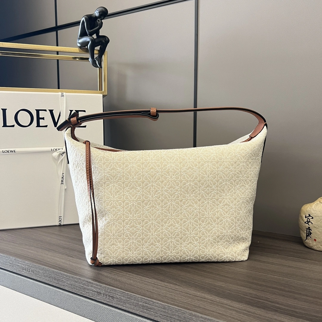 Loewe Cubi Bags Bold 72177