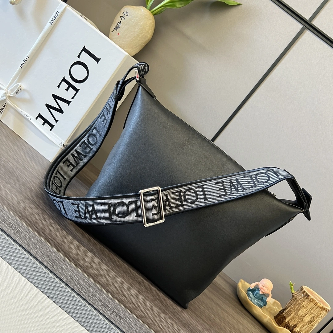 Loewe Cubi Bags Trendsetting 72180