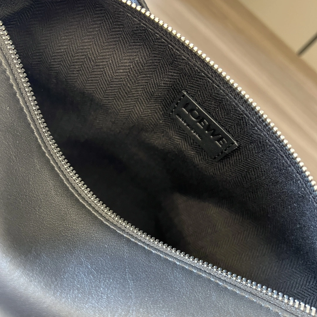 Loewe Cubi Bags Trendsetting 72180