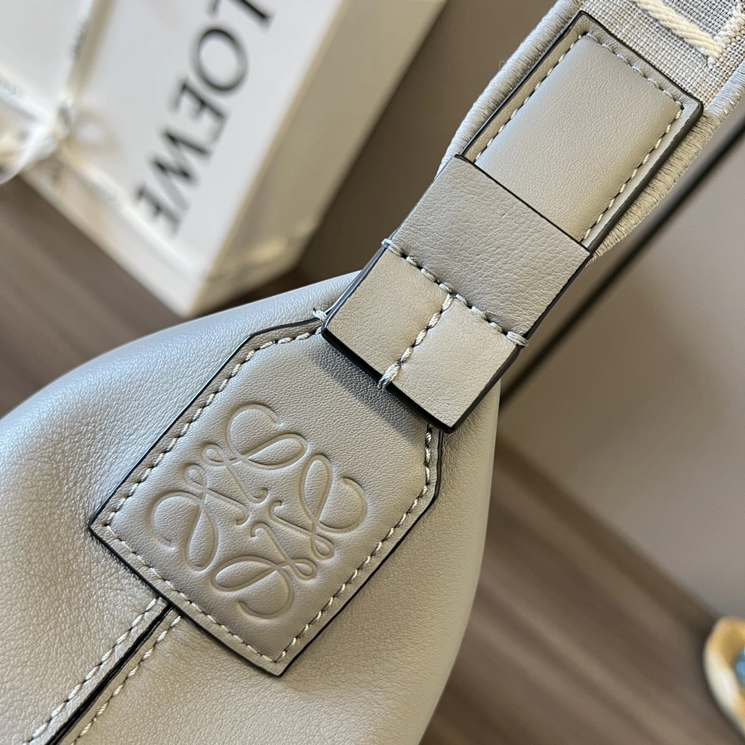 Unique Loewe Cubi Bags 72184